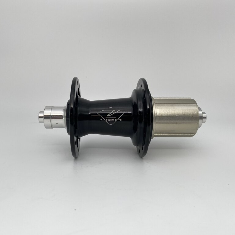 Rear hub / 130 MM / Drop axle / Rim brake / 24GTS / UZR / HG Body 35 MM  / Black / Race