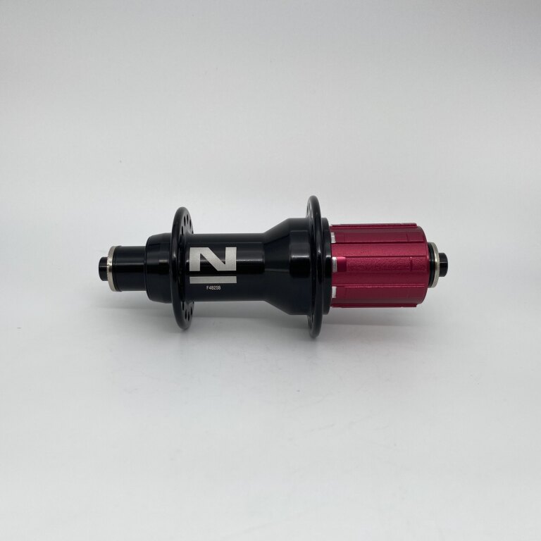 Rear hub / 130 MM / Drop axle / Rim brake / 24GTS / Novatec / F482SB/AA-11S / HG Body 36,85 MM  / Black / Race