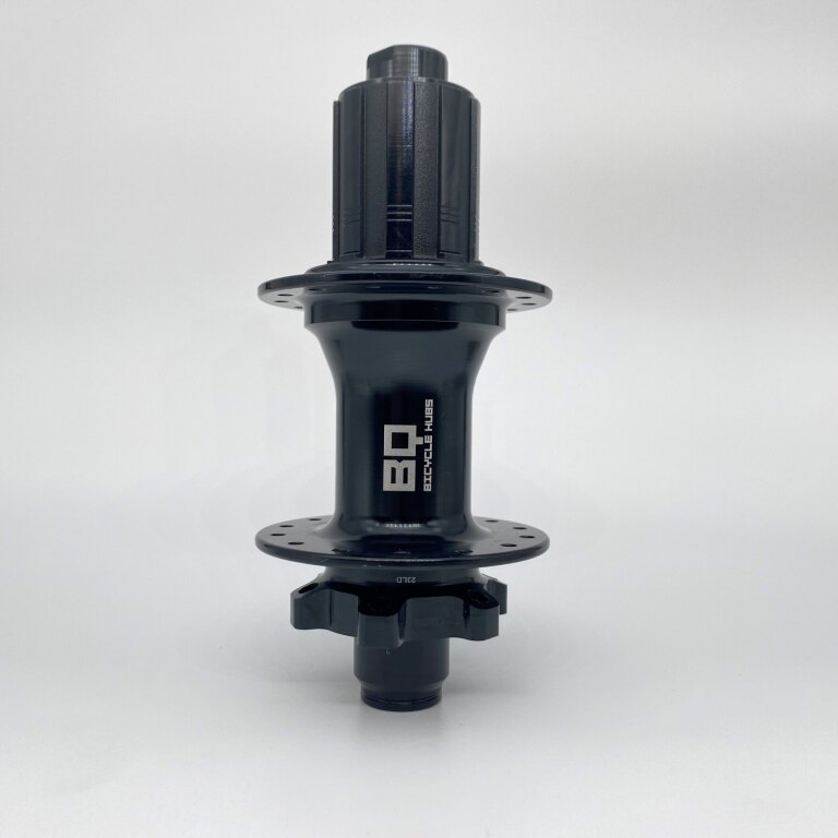 Rear hub / 148 MM / Thru axle Ø 12 MM / Disc (6 bolts) / 32GTS / BQ / BQ-RH30015 / HG Body 36,85 MM / Black / MTB