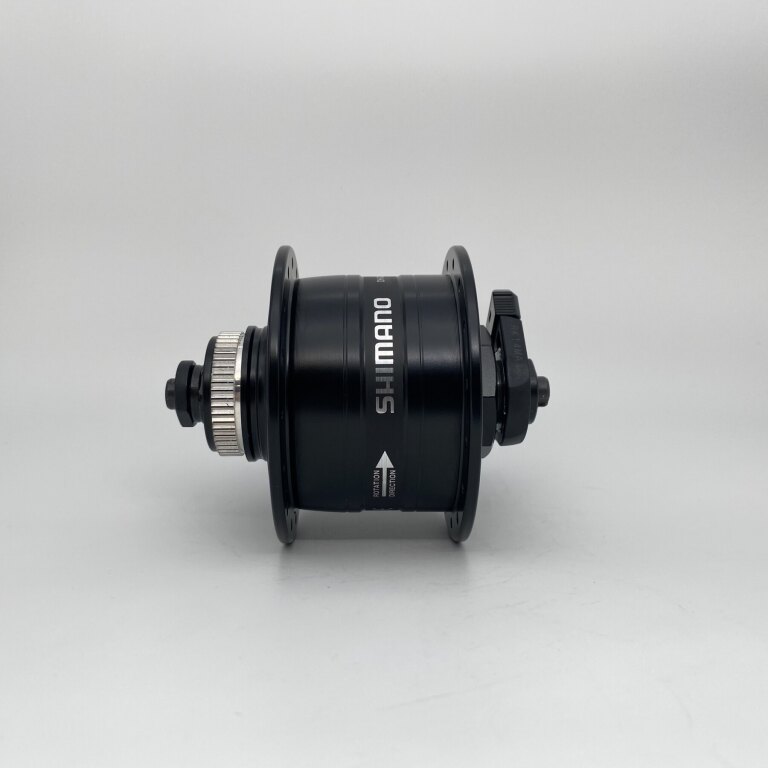Moyeu avant / 100 MM / Axe de pattes / Disque (Centerlock) / 32GTS / Shimano / DH-3D37-QR 6V-3W Dynamo / Noir / Tour