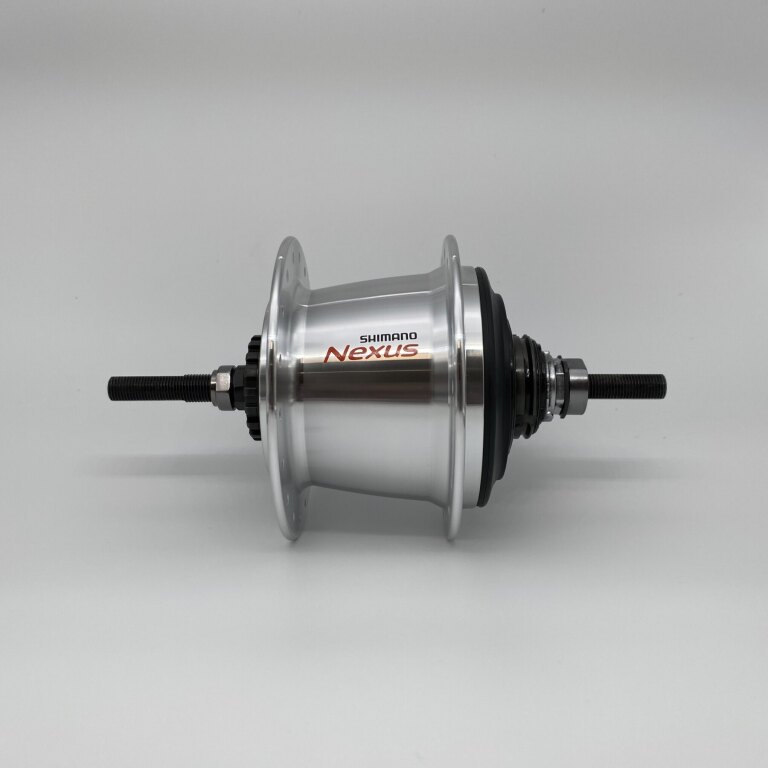 Rear hub / 127 MM / Fixed axle 180 MM / Rollerbrake / 36GTS / Shimano / Nexus Inter 7 SG-C3001-7R / 7S / Silver / City