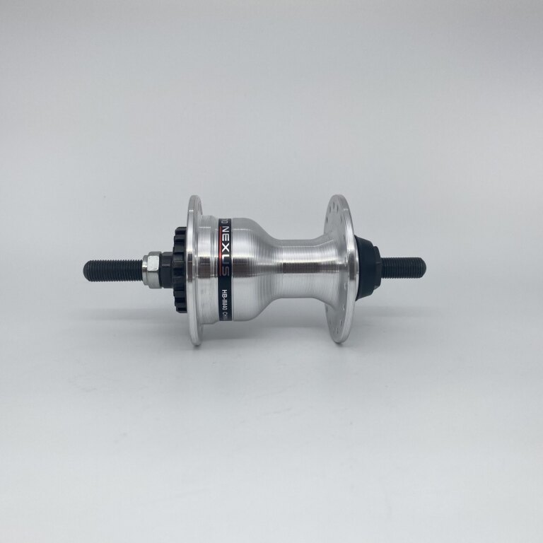 Front hub / 100 MM / Fixed axle 140 MM / Rollerbrake / 36GTS / Shimano / HB-IM40 Nexus / Silver / City
