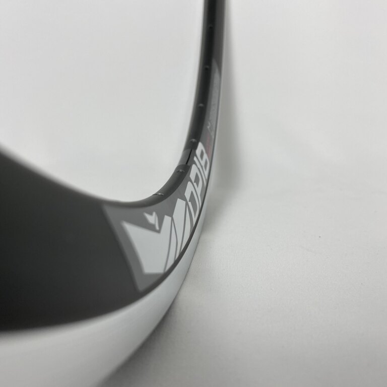 Rim / 622X18C / 24GTS / Double-walled / No eyelets / Rigida - Ryde / DP18 Speed / Black / Brake surface