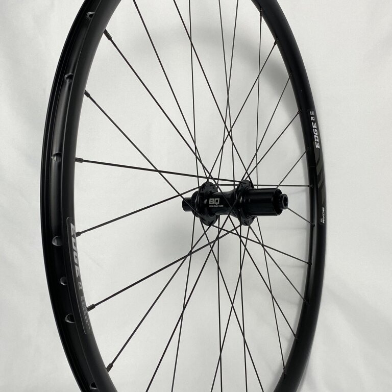 Roue arrière / 622 x 20 C / Rigida - Ryde / Edge R 25 os Disc / Noir / BQ / BQ-RH30002 / Corps HG 36,85 mm / 142 mm / Disque (Centerlock) / Course