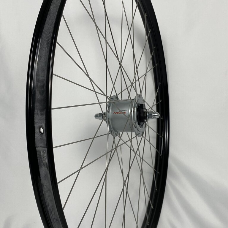 Vorderrad / SS 622X24 / Rigida - Ryde / V38 / Schwarz / Shimano / DH-C6000-3R-N 6V-3.0W Dynamo / / 100 MM / Rollenbremse / City