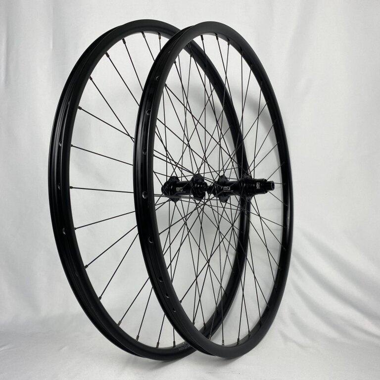 Paire de roues / 622X21C / Rigida - Ryde / Andra 321 / Noir / BQ / BQ-RH30029 / SRAM XD(R) 11S/12S / 142 MM / Disque (Centerlock) / Gravel
