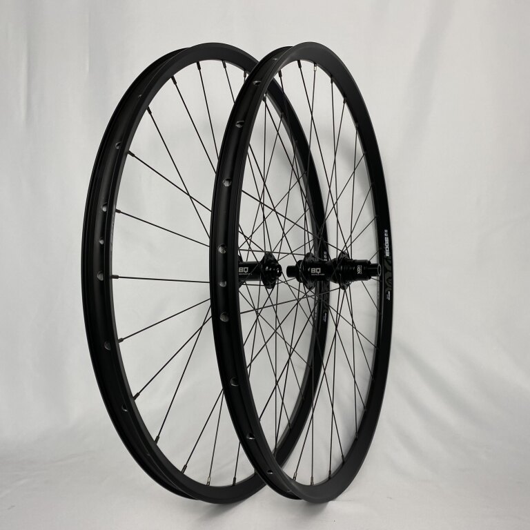 Wielset / 622X26C / Rigida - Ryde / Edge M 26 os / Zwart / BQ / BQ-RH30028 / SRAM XD(R) 11S/12S / 142 MM / Disc (Centerlock) / Gravel