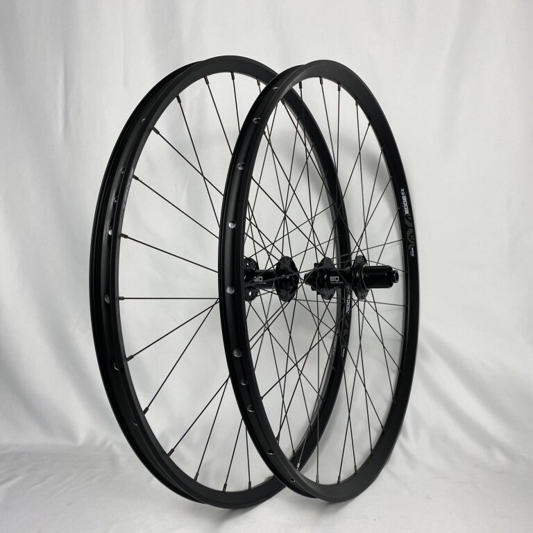 Wielset / 622X26C / Rigida - Ryde / Edge M 26 os / Zwart / BQ / BQ-RH30014 / HG Body 36,85 MM / 148 MM / Disc (6 bout) / MTB