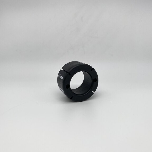 Sapim fixed holder for flat spokes 