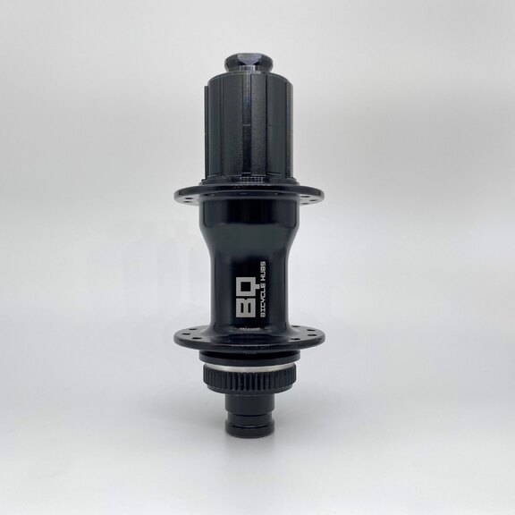 Achternaaf / 142 MM / Steekas Ø 12 MM / Disc (Centerlock) / 24GTS / BQ / BQ-RH30001 / HG Body 36,85 MM / Zwart / Race 