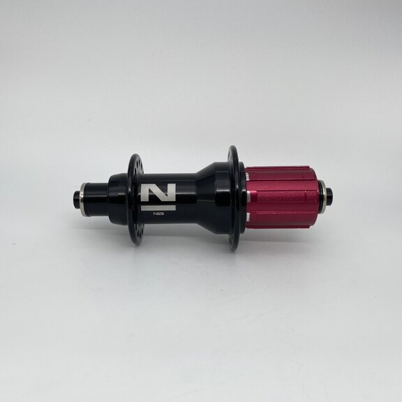 Rear hub / 130 MM / Drop axle / Rim brake / 24GTS / Novatec / F482SB/AA-11S / HG Body 36,85 MM  / Black / Race 