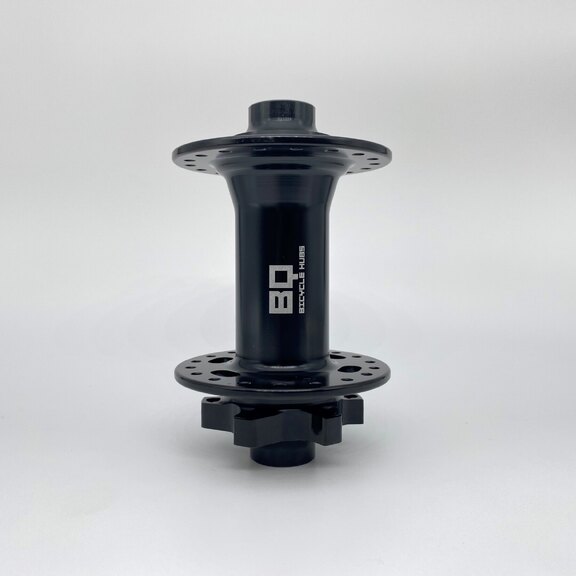 Voornaaf / 110 MM / Steekas Ø 15 MM / Disc (6 bout) / 36GTS / BQ / BQ-FH30503 / Zwart / E-Bike 