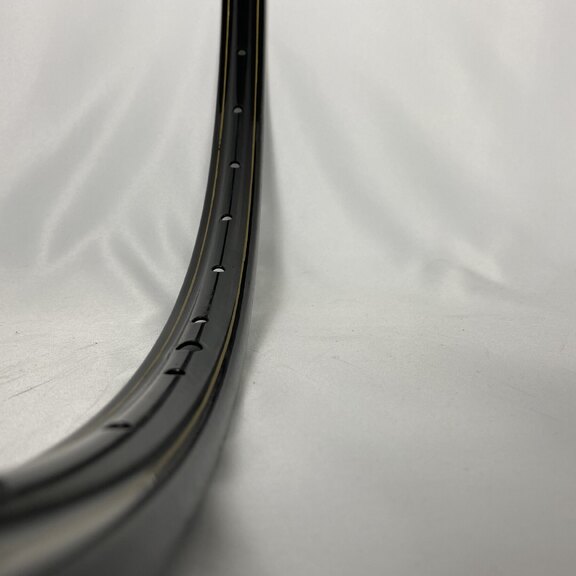 Velg / 622X22C / 36GTS / Enkelwandig / Ongebust / Others / ST32 / Zwart met gouden bies 