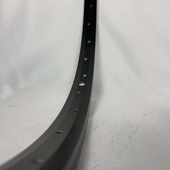 Velg / 559X21C / 36GTS / Enkelwandig / Ongebust / Rigida - Ryde / Parallex / Zwart / 