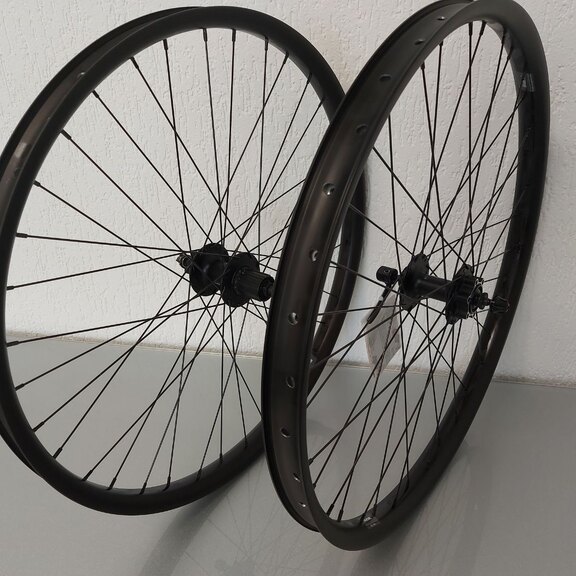 Wheelset / 584X35C / Rigida - Ryde / Rival 35 / Black / Shimano / FH-M525A Deore & HB-M475 Deore / HG Body 35 MM  / 135 MM / Disc (6 bolts) / MTB 