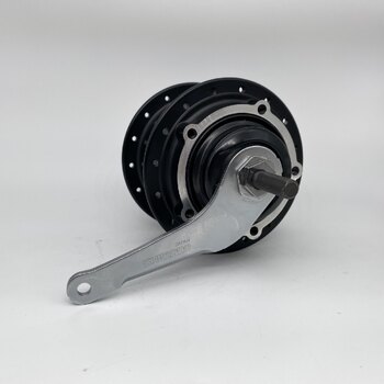 Achternaaf / 135 MM / Vaste as 187 MM / Terugtraprem en schijfrem (5 bout) / 32GTS / Shimano / Nexus Inter 8 SG-C6000-8CD / 8S / Zwart / City