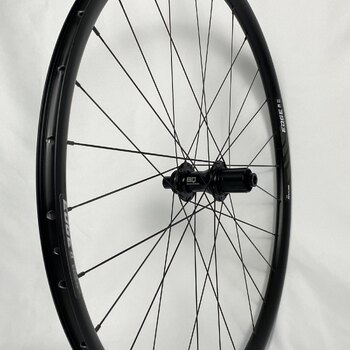 Roue arrière / 622 x 20 C / Rigida - Ryde / Edge R 25 os Disc / Noir / BQ / BQ-RH30002 / Corps HG 36,85 mm / 142 mm / Disque (Centerlock) / Course
