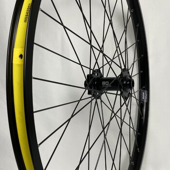 Roue avant / 584X25C / Rigida - Ryde / Andra 40 / Noir / BQ / BQ-FH30504 / / 100 MM / Disque (6 boulons) / E-Bike