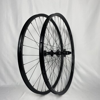 Wielset / 622X25C / Race Face / AR Offset 25 / Zwart / BQ / BQ-RH30019 / SRAM XD(R) 11S/12S / 148 MM / Disc (Centerlock) / MTB
