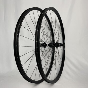 Wielset / 622X26C / Rigida - Ryde / Edge M 26 os / Zwart / BQ / BQ-RH30028 / SRAM XD(R) 11S/12S / 142 MM / Disc (Centerlock) / Gravel