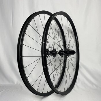 Wielset / 622X26C / Rigida - Ryde / Edge M 26 os / Zwart / BQ / BQ-RH30014 / HG Body 36,85 MM / 148 MM / Disc (6 bout) / MTB